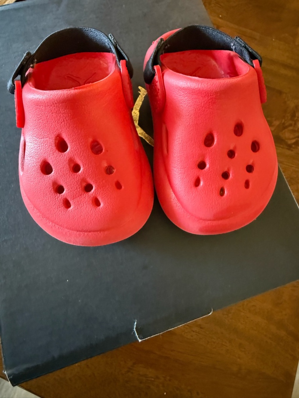 Box not included 
Jordan Hydrip Kids Red Comfort Clog Shoes (3C)